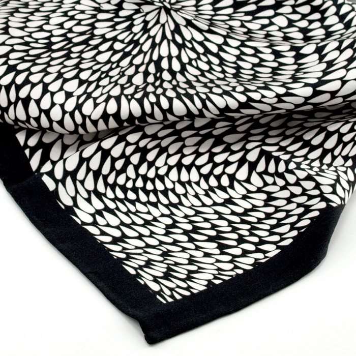 SPIRIAL - Silk Bandana 50cm (Black Edge)